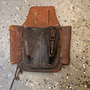 Vintage Leather Tool Holster For Belt (Belt Not Included)